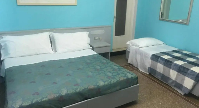 Четырёхместный номер Standard Hotel Doria