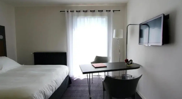 Номер Superior Hôtel Restaurant La Montagne De Brancion