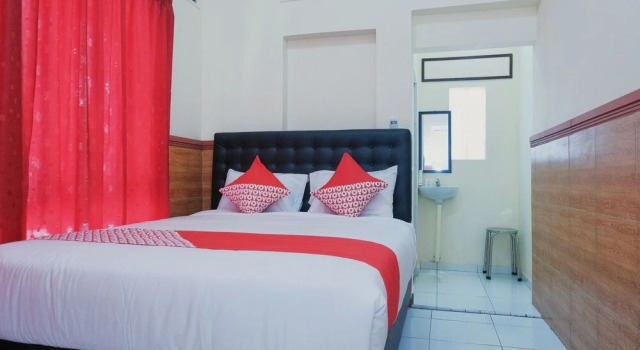 RedDoorz Syariah At Griya Soeratin Pacitan, Buchen Sie Hotel Pacitan Jawa Timur