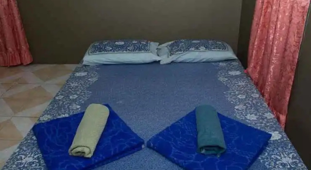 Coconut Garden Bungalow, Rezervovat Hotel Hotely v Central Thailand se snídaní, Snídaně