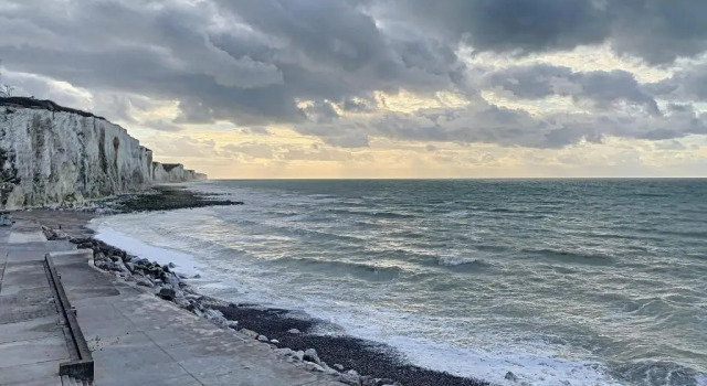Appartement balcon 2 chambres et à 2 pas de la plage, Varaa Huoneisto Ault 