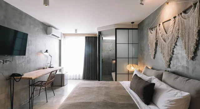 Glory Wabi Sabi Hotel 清迈古城荣耀侘寂酒店, Забронировать Отель Отели Чиангмай с бассейном, рядом с Университет Чиангмай Раджабхат, Бассейн
