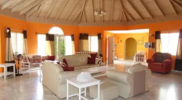 Whistling Villa Runaway Bay, Rezervovat Vila Runaway Bay 