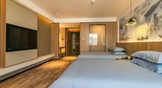 Yuehai Qianxi Boyuan Hotel (Yiwu International Trade City Branch)