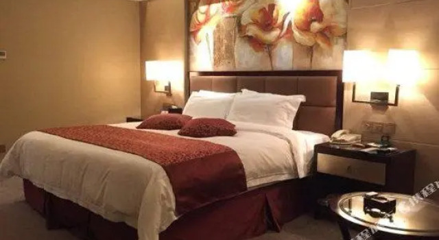 Люкс Guanfa Enjoy Hotel