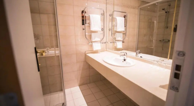 Номер Business Stord Hotel