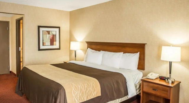 Standard Zimmer Quality Inn Springboro West