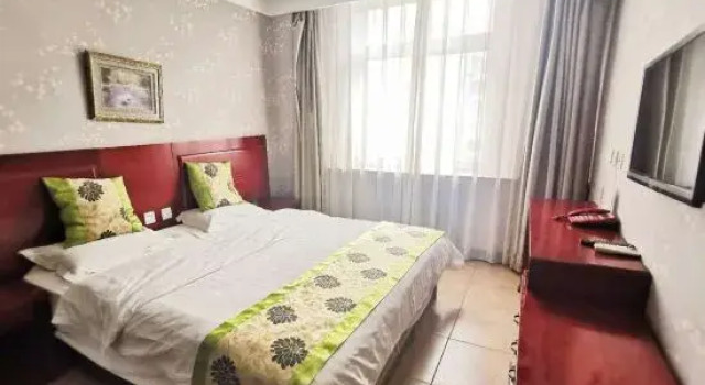 Двухместный номер Standard c 1 комнатой Chengde Shuntianhe Hotel