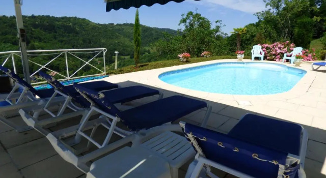 Номер Standard Suite Eugenie Piscine Maison Blanche Tulle