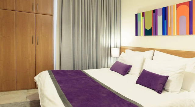 The Smallville Xpress Hotel
