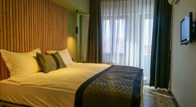 Одноместный номер Standard с балконом Polek Hotel