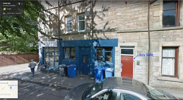 No 10 Immaculate City Centre, Top Floor 2 Bed Flat with Free Parking
