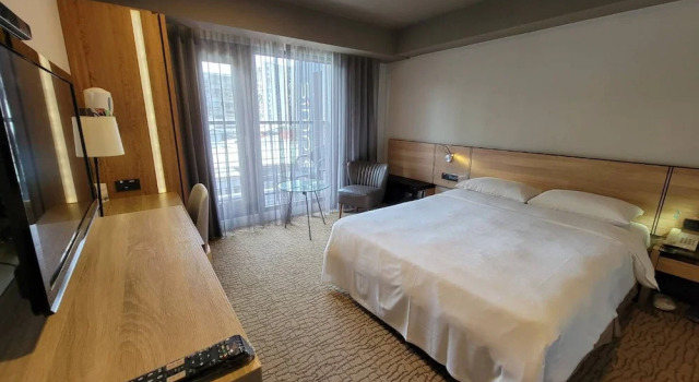 Standard Doppel Zimmer mit Balkon Simple + Hotel