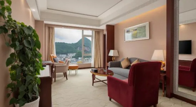 Люкс Times Holiday Hotel