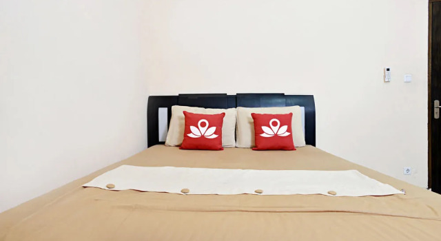 Zen Rooms Karet Tengsin