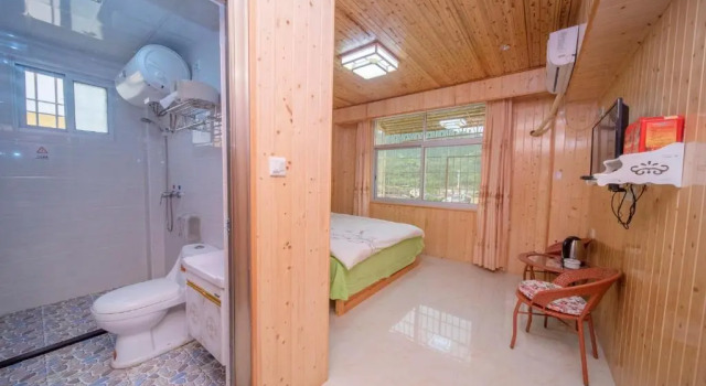 Двухместный номер Standard Nanjing Yunshuiyao Haixi Inn Dashuiche