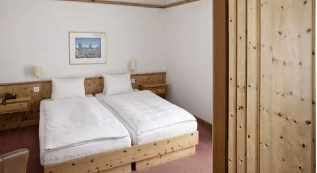 Crystal, Book Hotel Davos Grisons