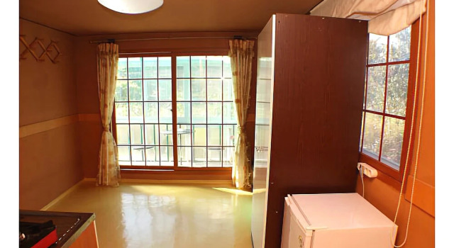 Gyeongju Silla Pension, Забронировать Отель Кёнджу провинция Кёнсан-Пукто