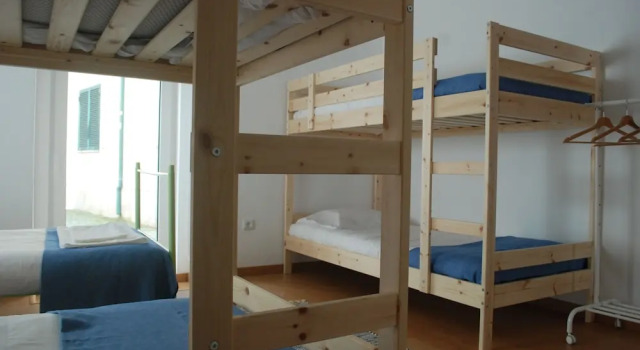 Кровать в общем номере EsposendeGuesthouse
