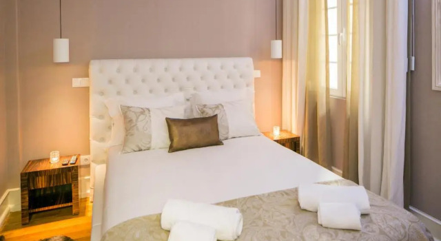 Spacious 2-Bed Apartment with Interior Terrace near Marquês de Pombal, Lisbon - TTL300, Забронировать Апартаменты/квартира Санту-Антониу Лиссабон, рядом с Станция метро Sao Sebastiao — Проспект Герцога Авила