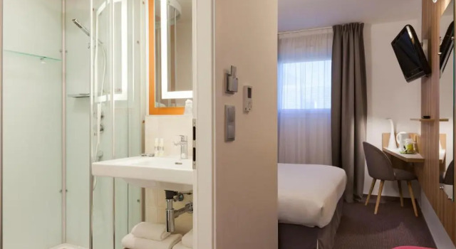 Номер Comfort Campanile Metz Nord - Talange