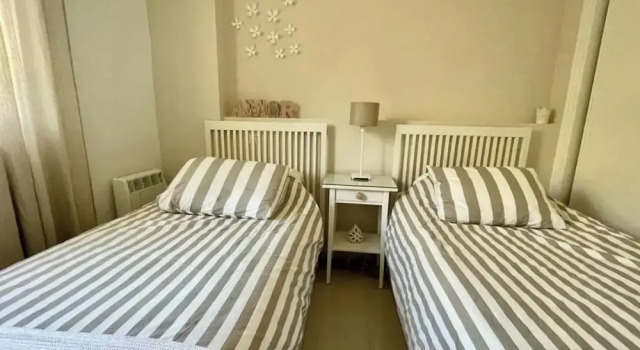 Townhouse - Sleeps 4 - Pool - Playground, Забронировать Апартаменты/квартира Калаонда Коста-Тропикаль