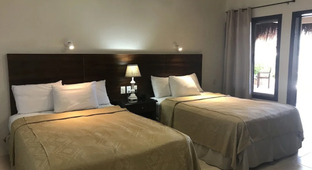 Номер Classic с балконом и с красивым видом из окна Hotel Playa La Media Luna