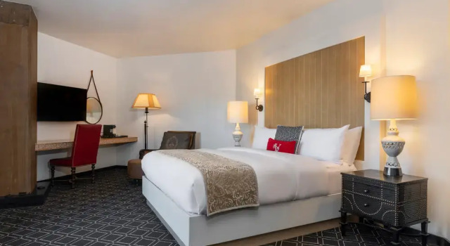 Люкс Executive Hotel Valencia Santana Row