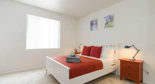 Studio City Universal Apartments, Забронировать Апартаменты/квартира Отели Студио-Сити с бассейном, Бассейн