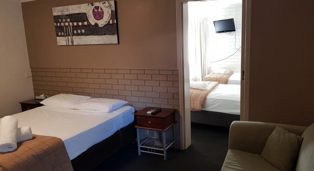 Centrepoint Motor Inn