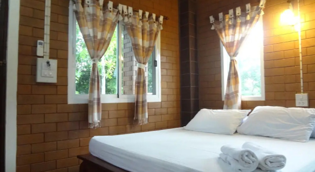 Номер Superior с балконом и с видом на реку I Din Lake View Resort Nakhon Nayok