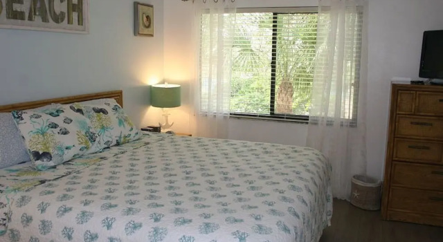 Cove II 138F 2 Bedroom Condo By Midnight Cove II, Забронировать Апартаменты/квартира Отели Сиеста-Ки с парковкой, Парковка