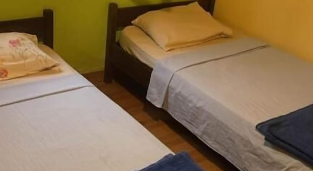 O Brejo Encantado Hostel e Hospedagem, Забронировать Хостел Эмбу штат Сан-Паулу
