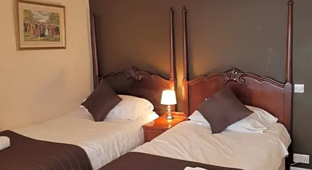 Номер Standard Old George Hotel