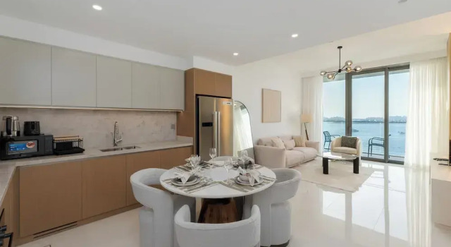 Апартаменты Luxury Beach Isle 2, Emaar Beachfront - Mint Stay