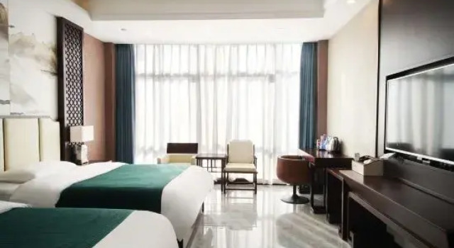 Люкс Deluxe No.7 Mansion Light Luxury Seaview Hotel (Fangchenggang Sankuaishi Branch)
