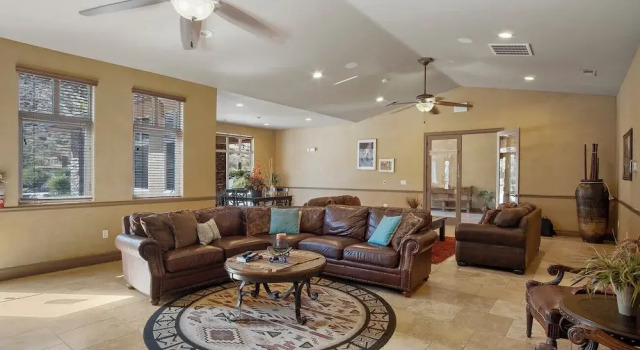 Touch of Class Stunning 5 Bdr!