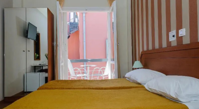 Номер Standard с балконом Agamemnon Hotel