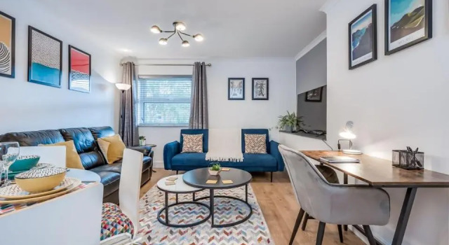 Апартаменты Deluxe Central Belfast Apartments - Salisbury Residences