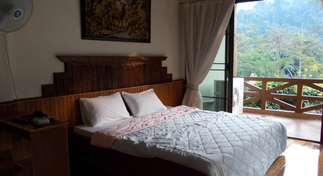 Baansuanrudee Resort, Забронировать Курортный отель Отели Чантхабури с бассейном, Бассейн