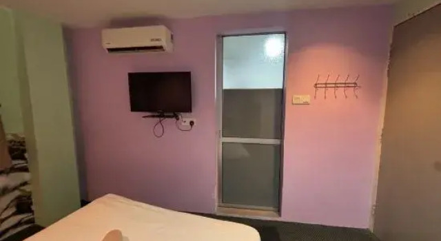 Hotel O Peneka Inn, Забронировать Отель Кота-Бару Келантан, рядом с Торговый центр Kota Bharu