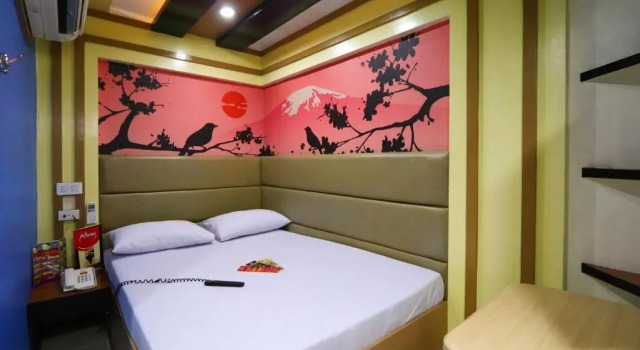 Номер Premium Hotel Sogo Makati Avenue