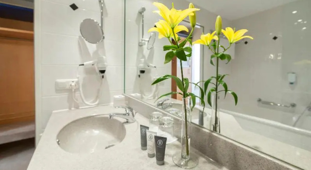 Двухместный номер Standard с балконом Fletcher Hotel-Restaurant Arnsberg-Sauerland