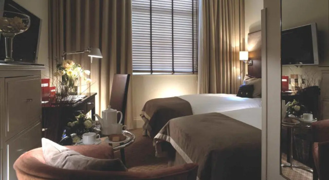 Двухместный номер Standard London Bridge Hotel