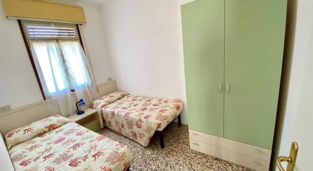 Park 15 in Bibione With 2 Bedrooms and 1 Bathrooms, Prenota Appartamento Hotel a Veneto con parcheggio, Parcheggio