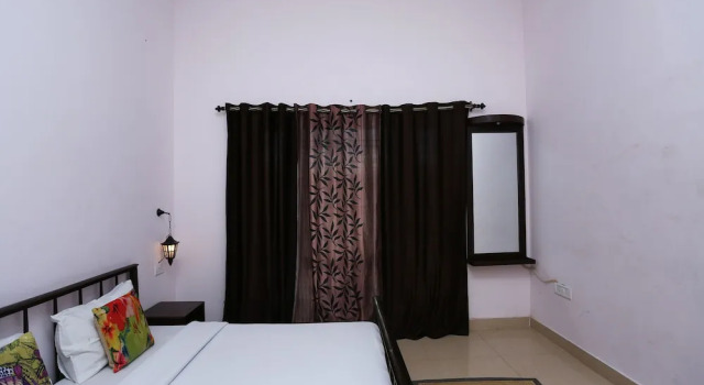 OYO 11847 Home 2BHK Throwback Villa Nakuchiyatal, Rezervovat Vila Pangot Uttarakhand