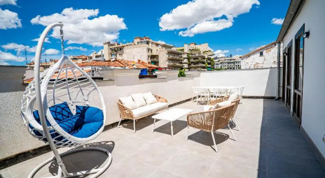 Кровать в общем номере с 2 комнатами Smartr Madrid Gran Via Apartments