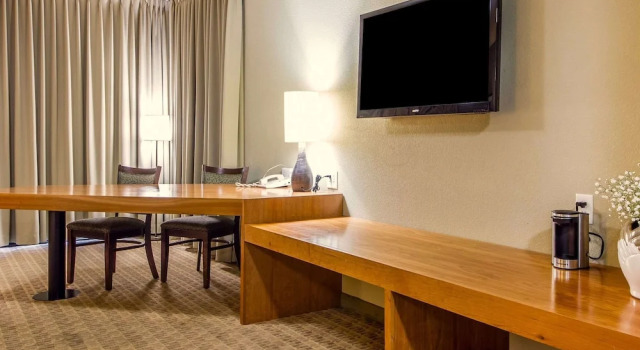 Двухместный номер Standard с видом на залив Gaia Hotel & Spa Redding, an Ascend Collection Hotel