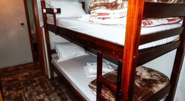 Gramado Suites Residence possui 5 quartos e 5 banheiros, Забронировать Отель Недорогие отели Грамаду, рядом с Gramado Porch, недорого
