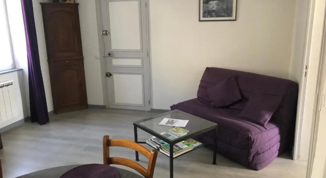 Gite ancien relais de saint jacques, Varaa Hotelli Hotellit Val d'Oise pysäköinnillä, Pysäköinti